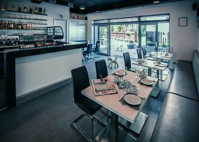 优卡拉酒店 酒店